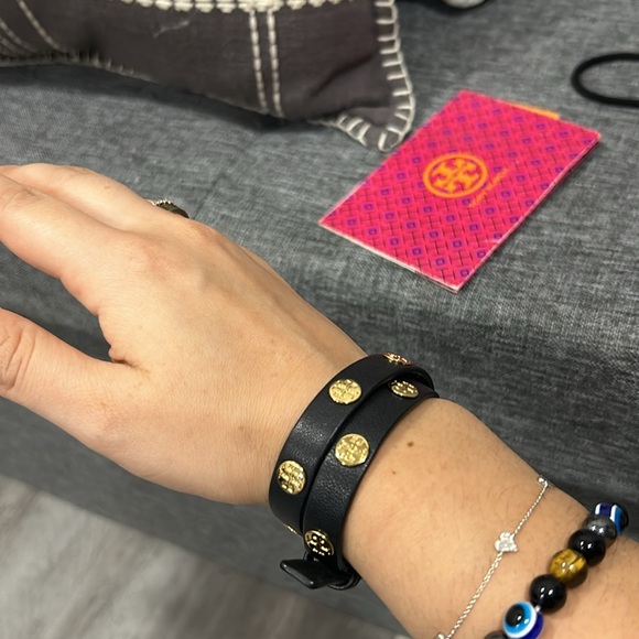 Tory Burch wrap bracelet - Picture 4 of 5